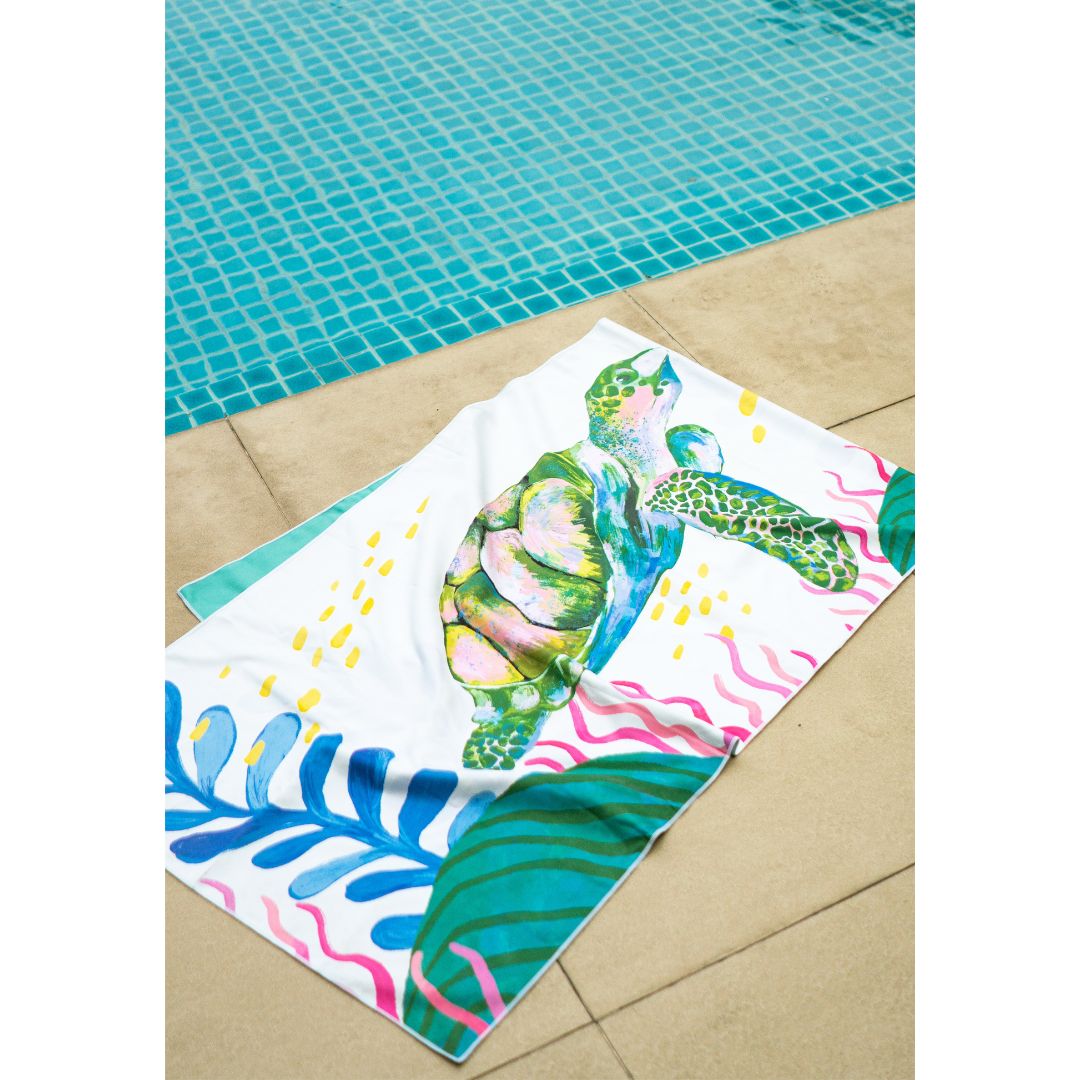 MAGWAI Quick-Drying Beach Towel - Pawikan